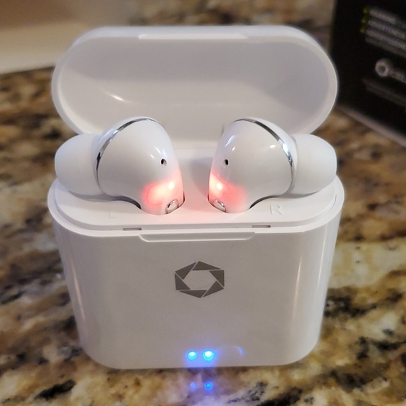 Wireless Earbuds - Picture 2 of 3